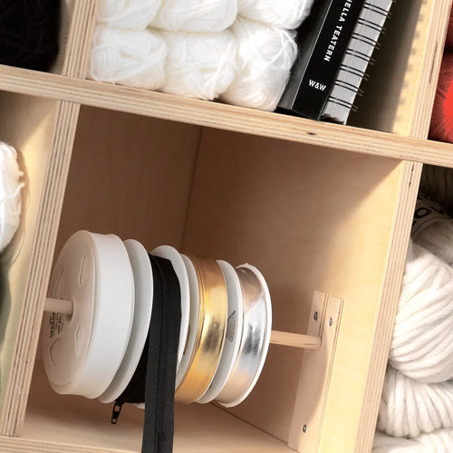 Ribbon holder, Cabinet 1